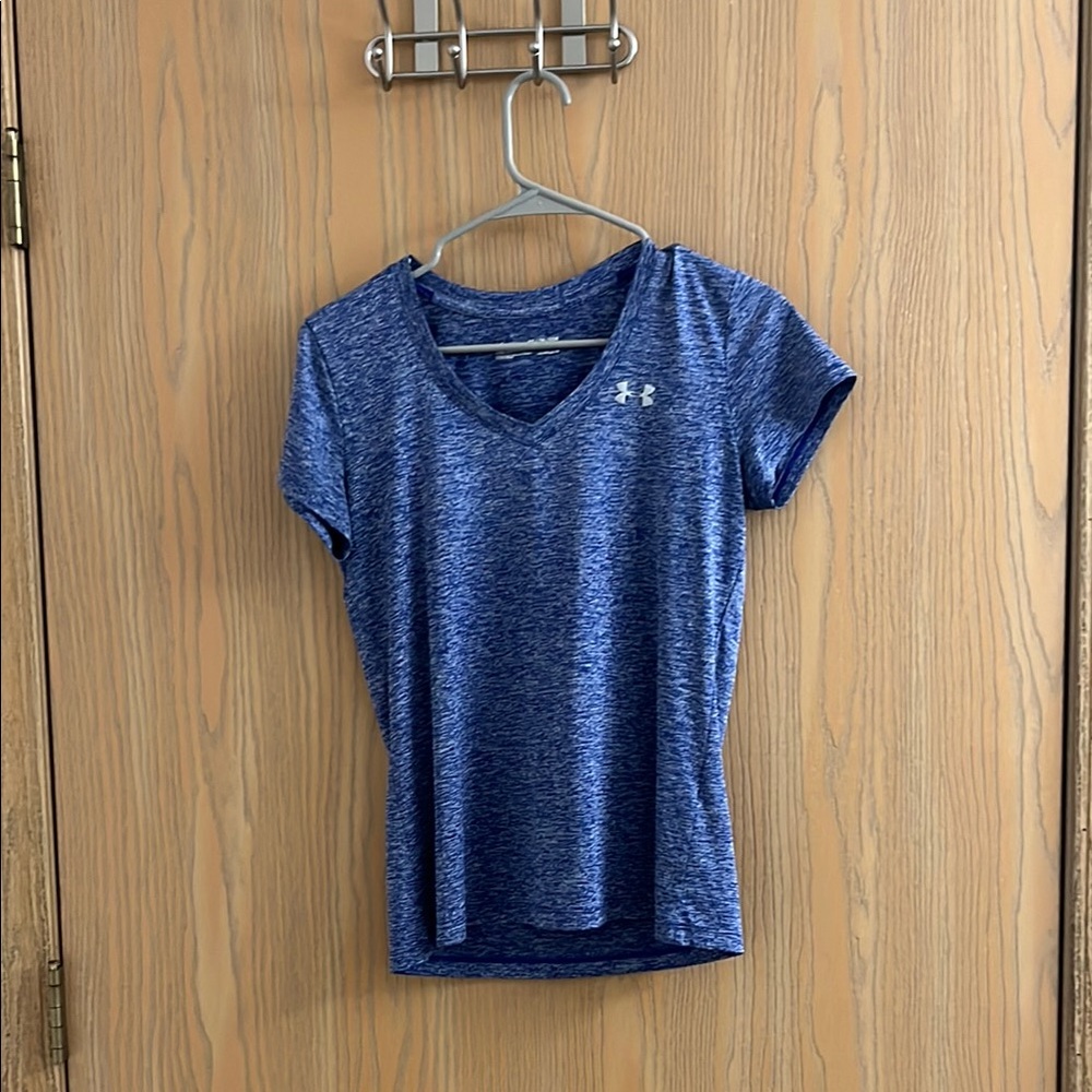 Under Armour Women's Blue V-Neck Top